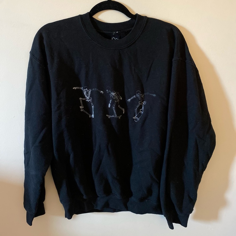 Tillys skating skeletons sweatshirt
